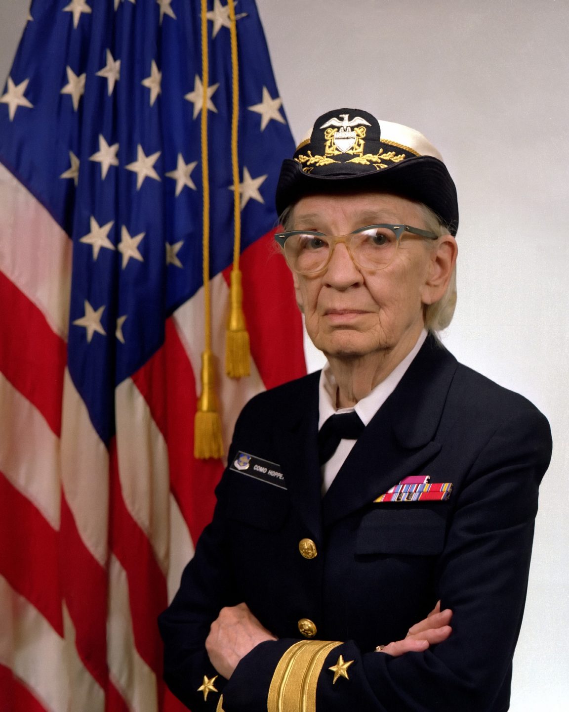 “AMAZING GRACE” REAR ADMIRAL GRACE HOPPER’S “T3” LEADERSHIP The